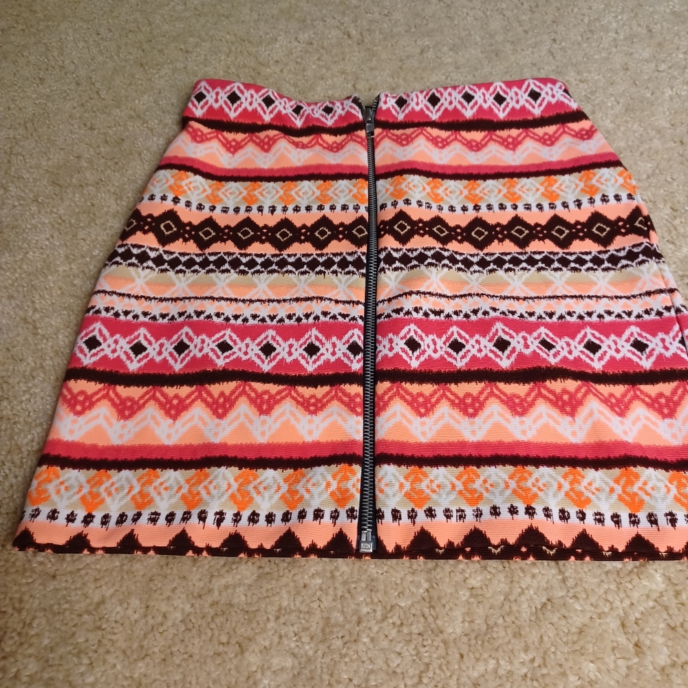 Forever 21 multicolor mini skirt - Picture 2 of 10